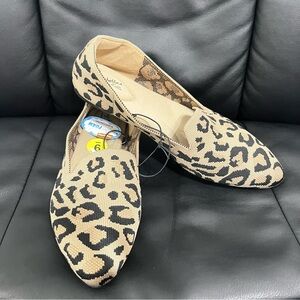 Seychelles pointed-toe leopard print knit flats with memory foam size 9M New